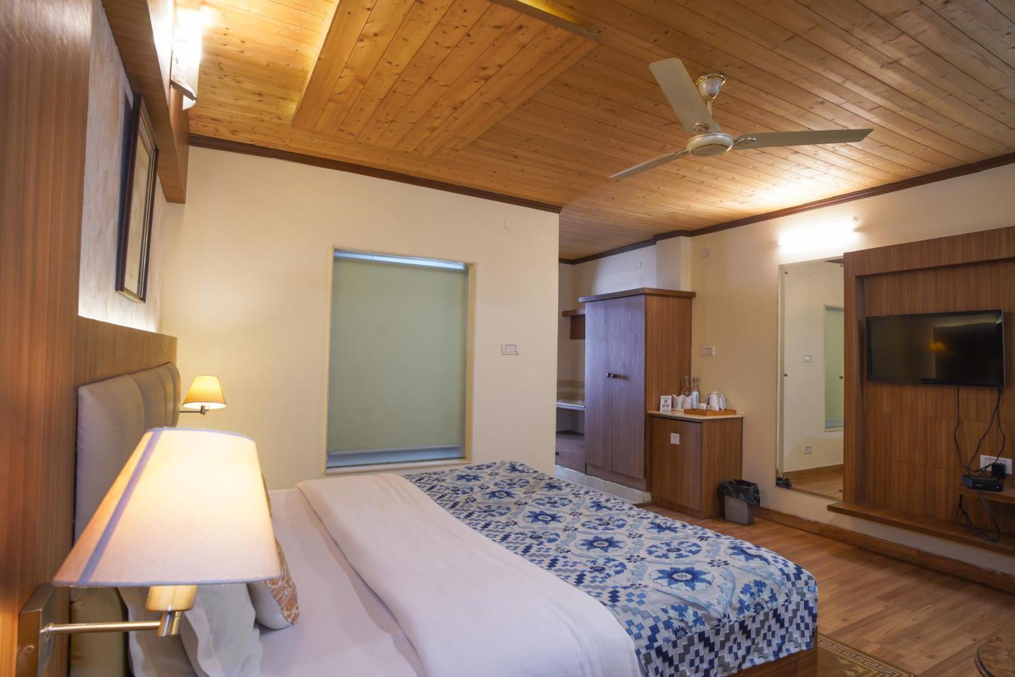 Vilasa Lall Ji Resort Dalhousie Eksteriør billede